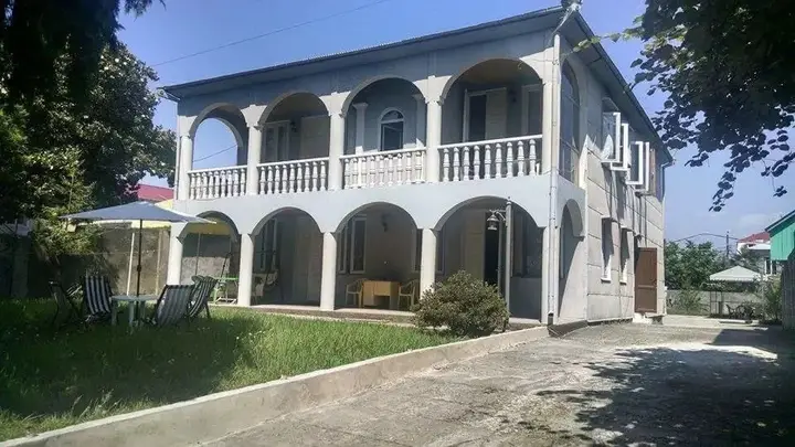 Кобулети: Guest House Nataly