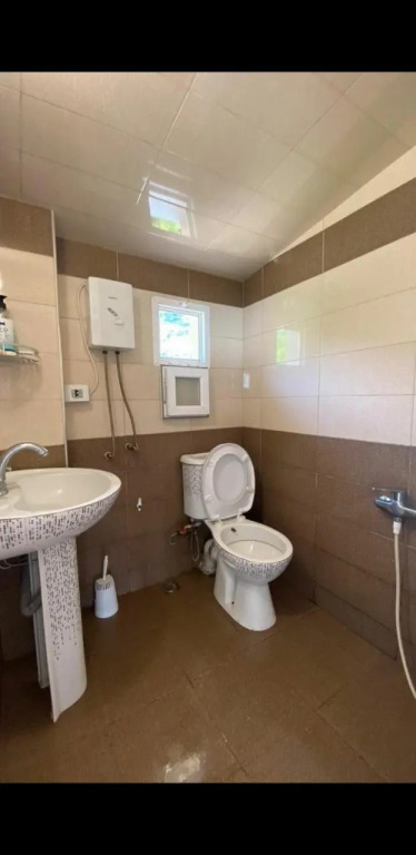 Гонио: Guest House Lazuri
