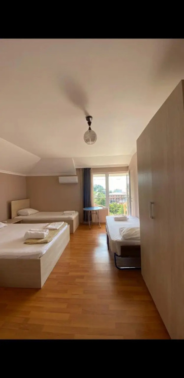 Гонио: Guest House Lazuri