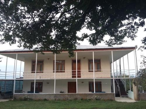 Зестафони: LaBe Family Hostel