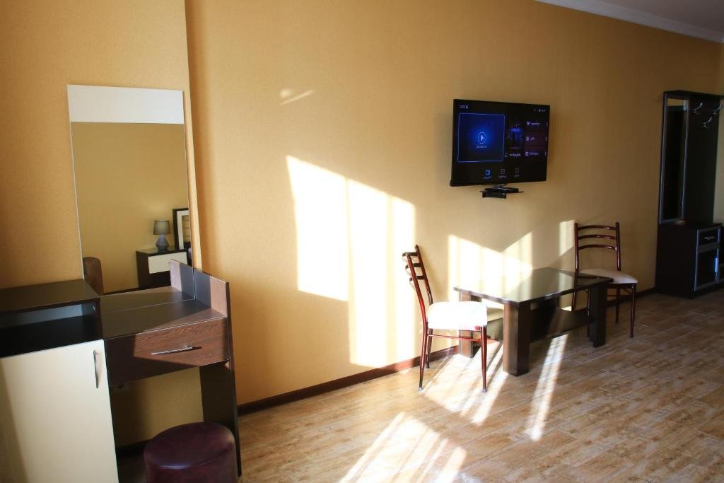 Батуми: Pirosmani Mini Hotel