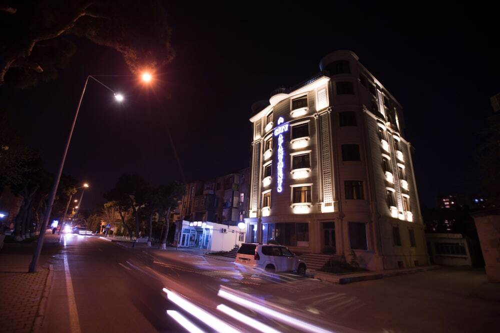 Баку: Apartments in the center