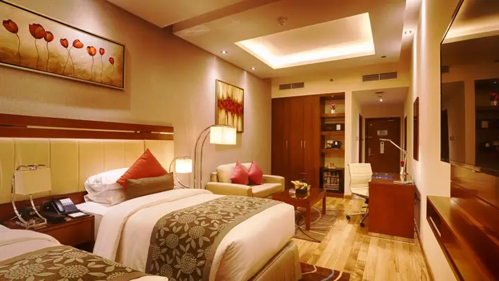Дубай: Rose Park Hotel Al Barsha