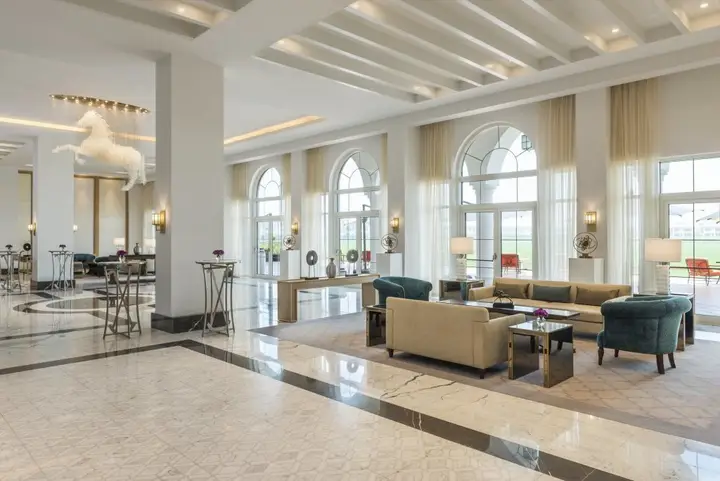 Дубай: Al Habtoor Polo Resort