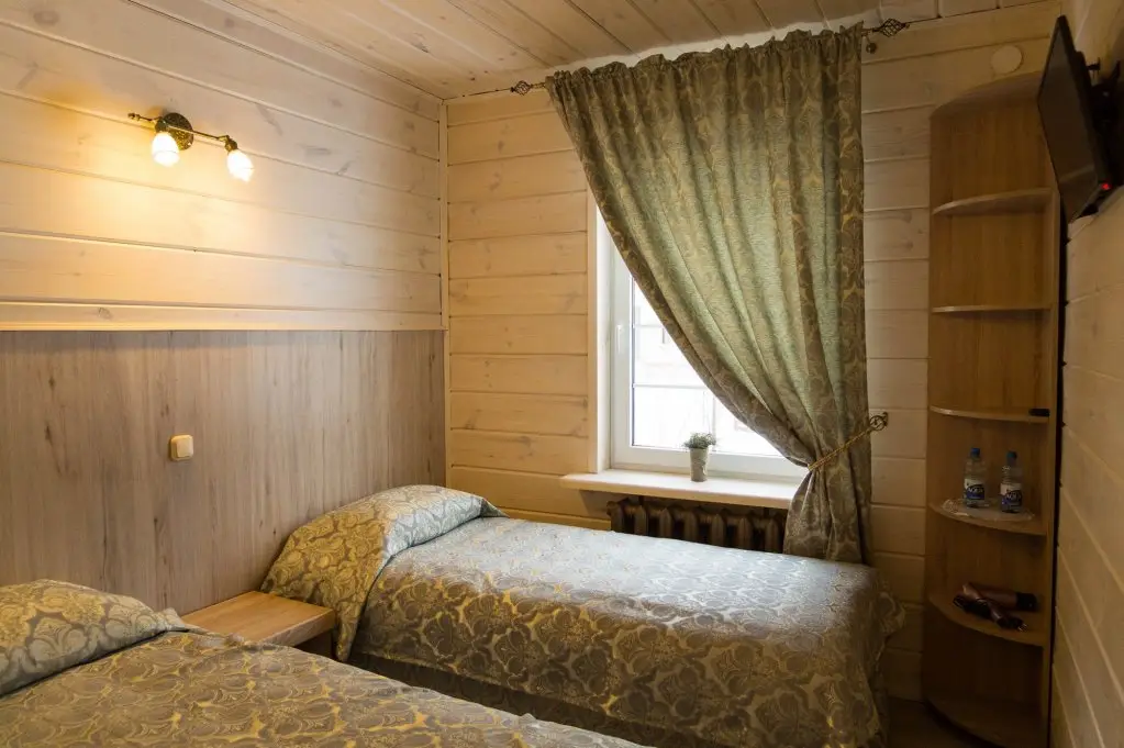 Сула: Muzej-Usadba Lenskih Hotel