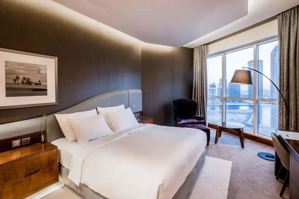 Дубай: Radisson Blu Hotel, Dubai Waterfront