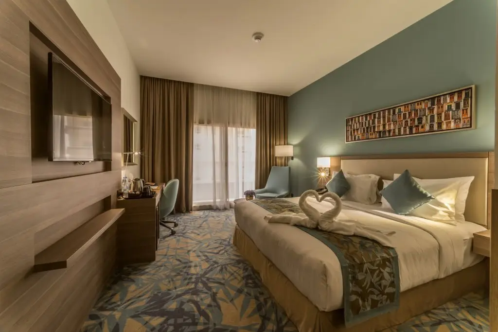 Дубай: MENA Plaza Hotel Albarsha