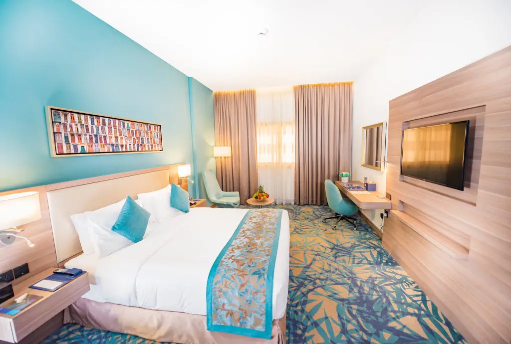 Дубай: MENA Plaza Hotel Albarsha