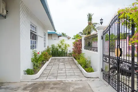 Dhirey Inn — фото 1