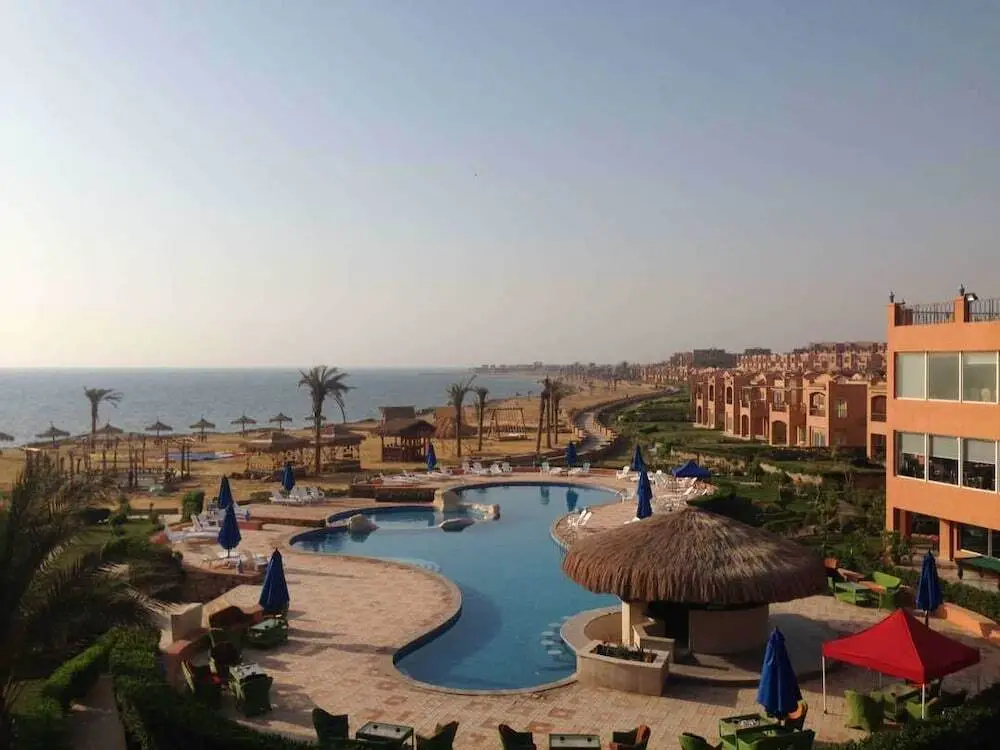Атаках: Savanna Empire Hotel and Resort Spa