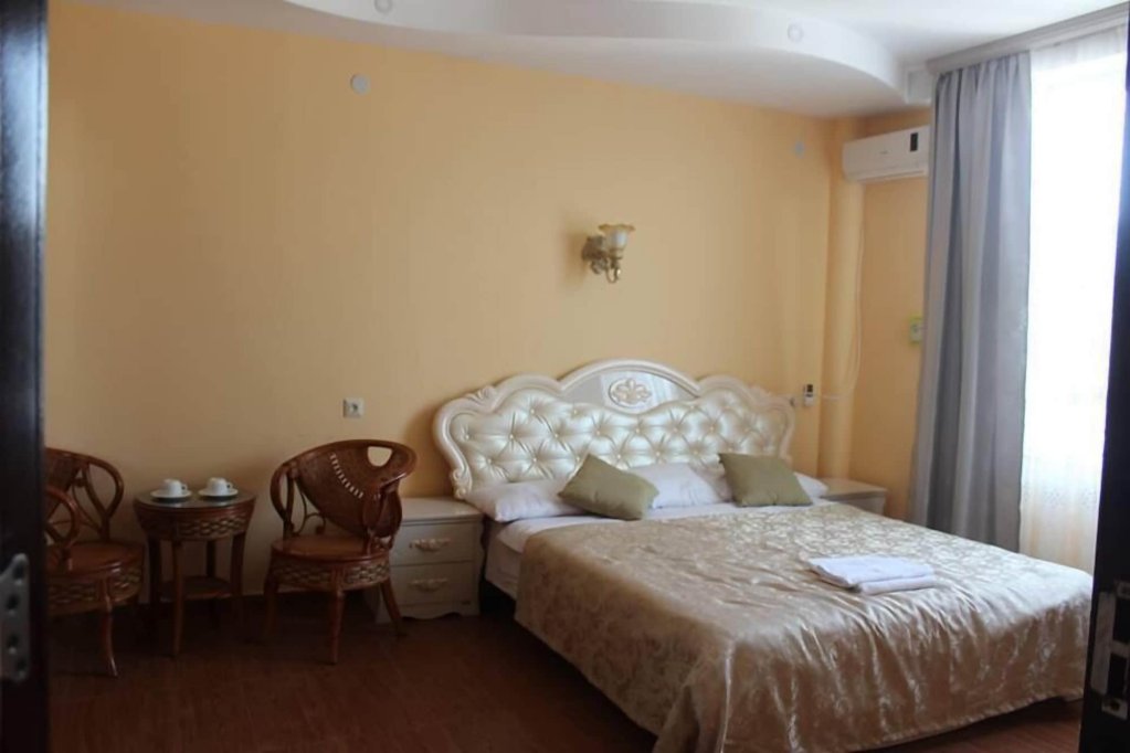 Тбилиси: Hotel White Palace