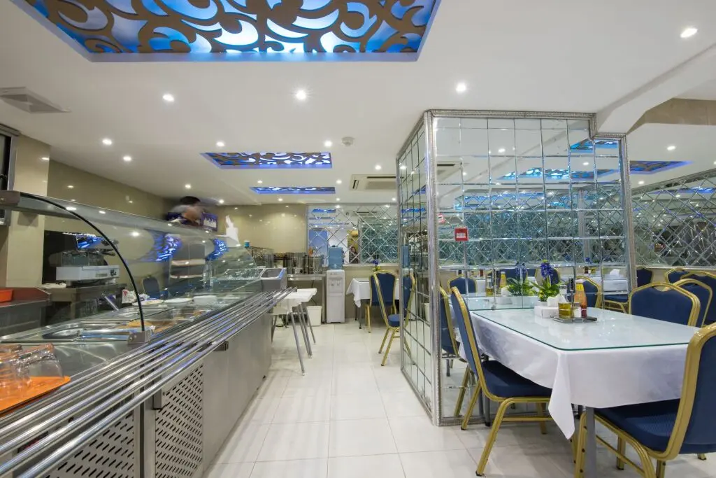 Дубай: Victoria Hotel