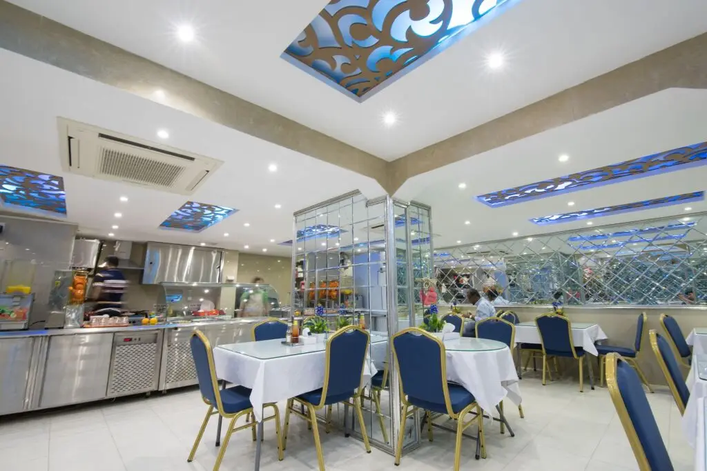 Дубай: Victoria Hotel
