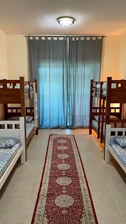 Дубай: Dubai Backpackers