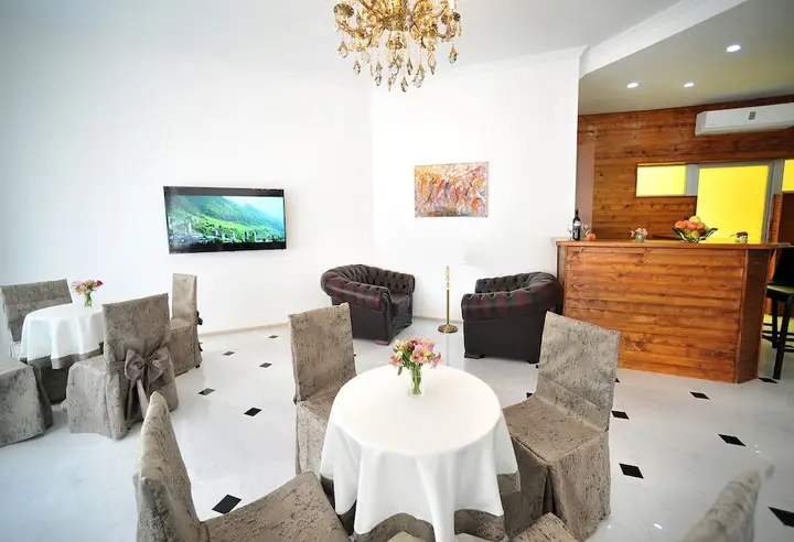Тбилиси: RK Hotel