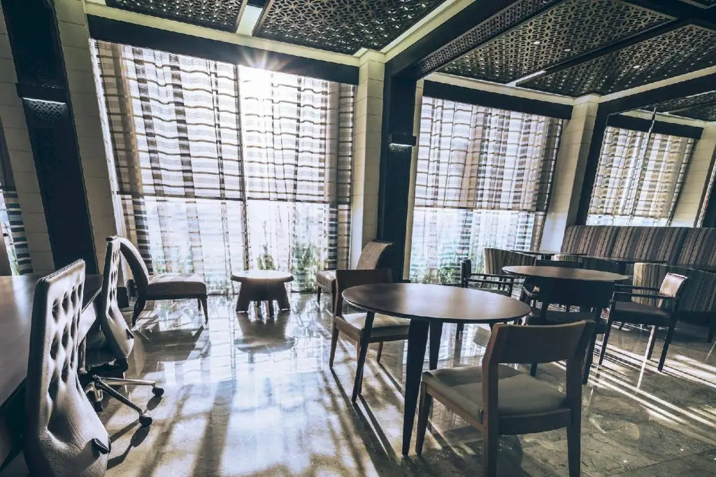 Эль-Айн: Ayla Bawadi Hotel & Mall