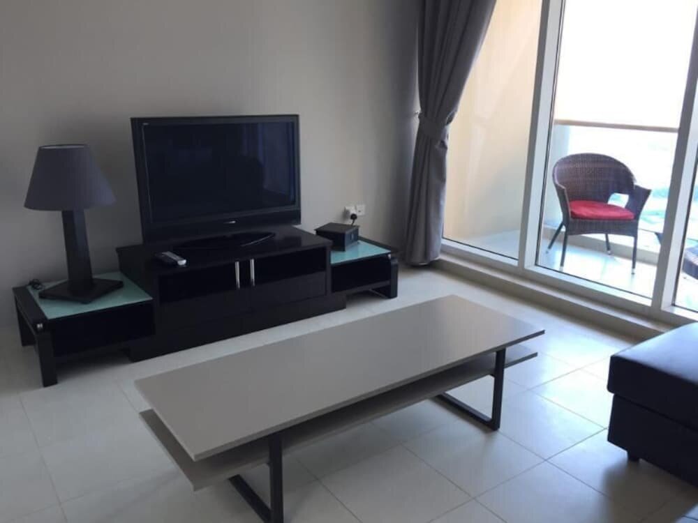 Дубай: Espace Holiday Homes - Churchill Tower 13