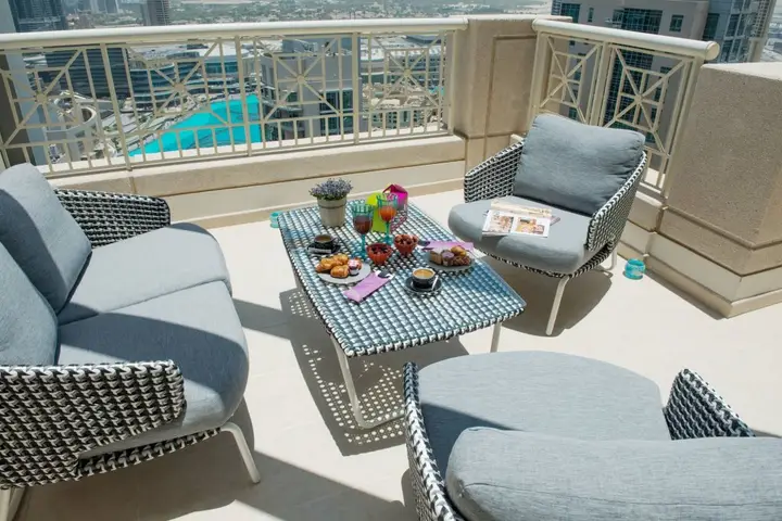 Дубай: Dream Inn Dubai – 29 Boulevard with Private Terrace