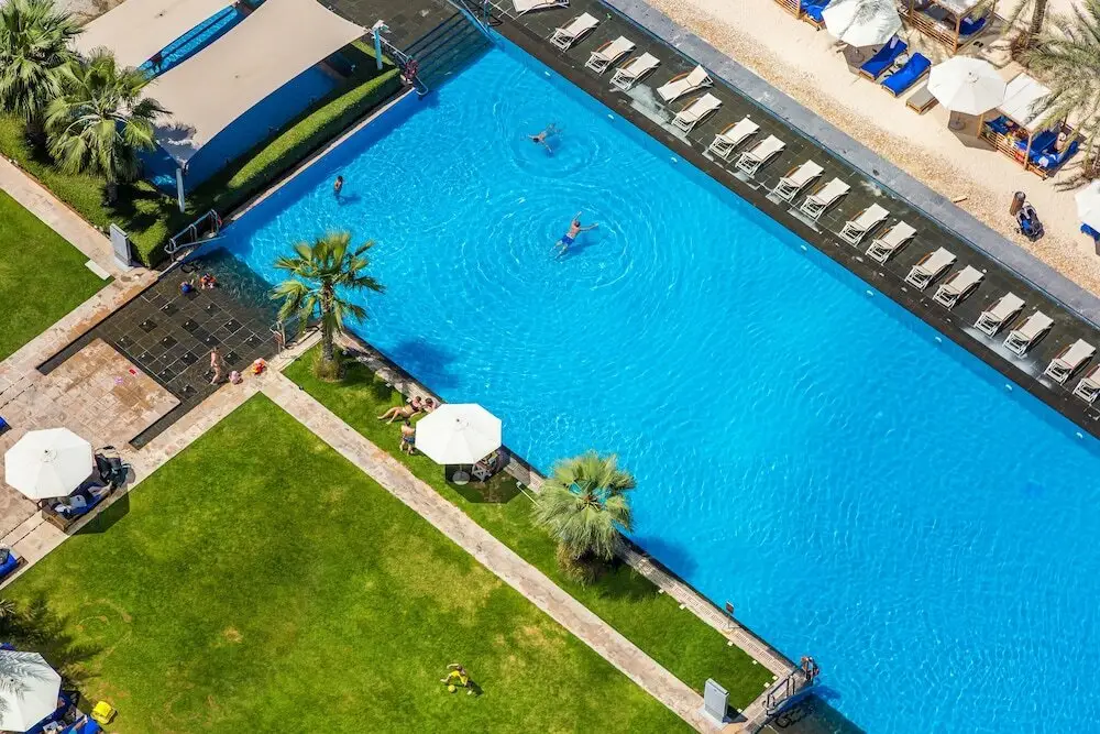 Al Bateen  by Deluxe Holiday Homes — фото 1