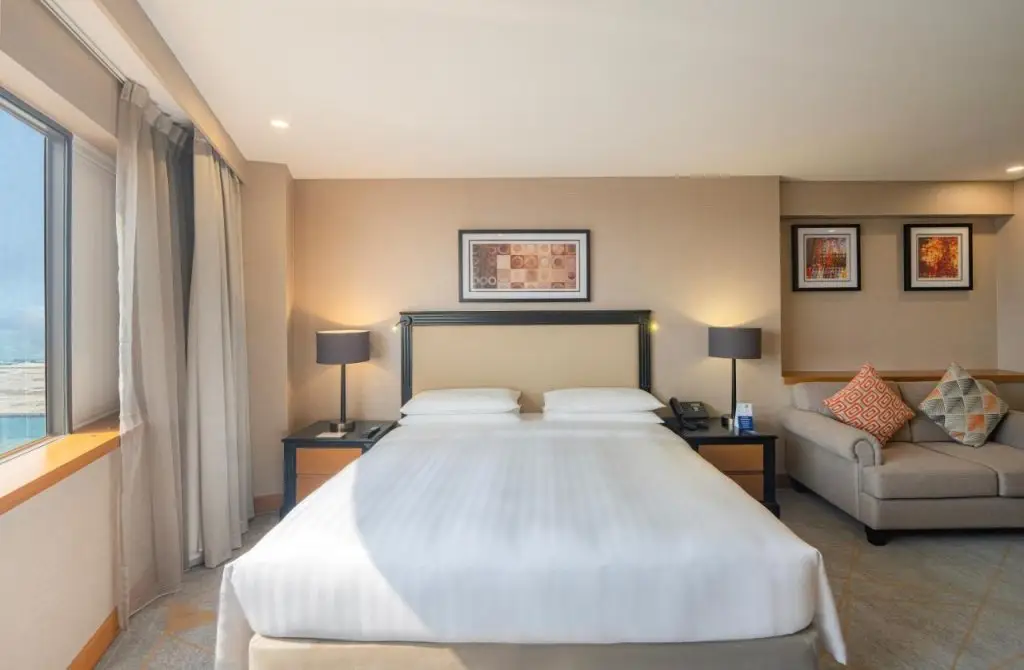 Дубай: Hyatt Regency Galleria Residence Dubai