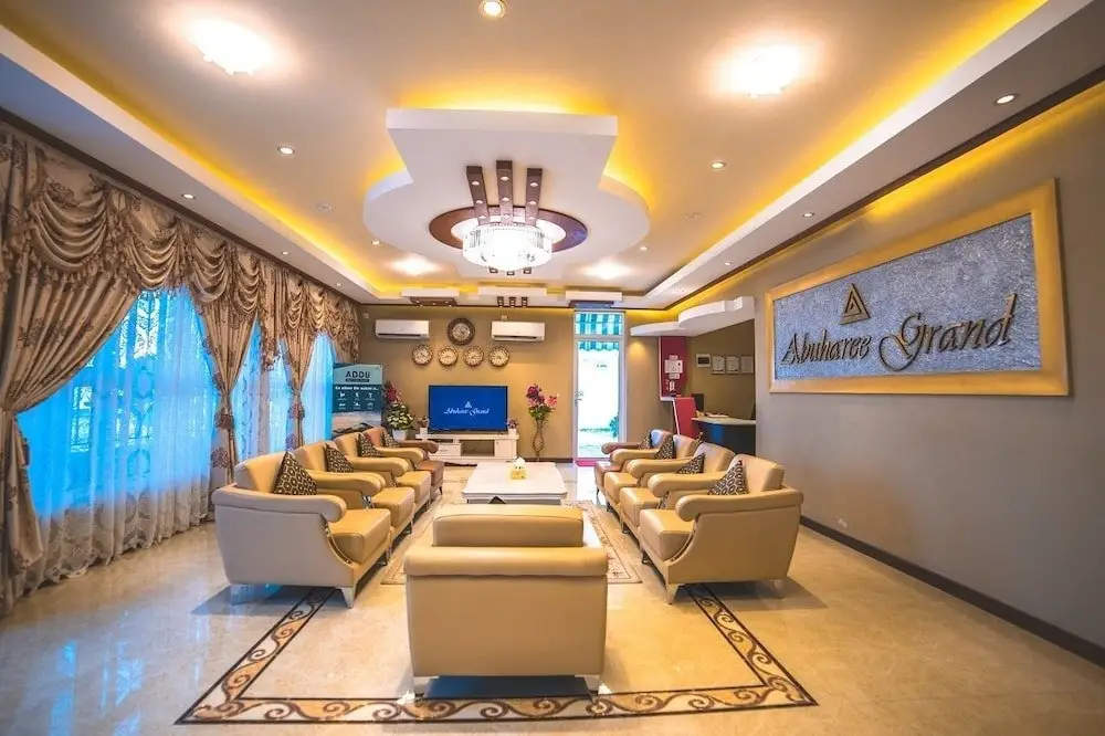 Адду: Abuharee Grand