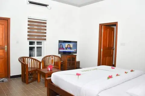 Equator HomeStay — фото 1