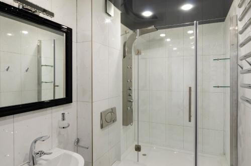 Борисов: Guest House Chalet