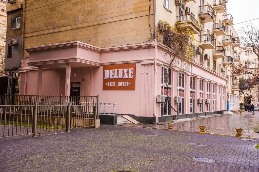 Баку: Отель Deluxe City