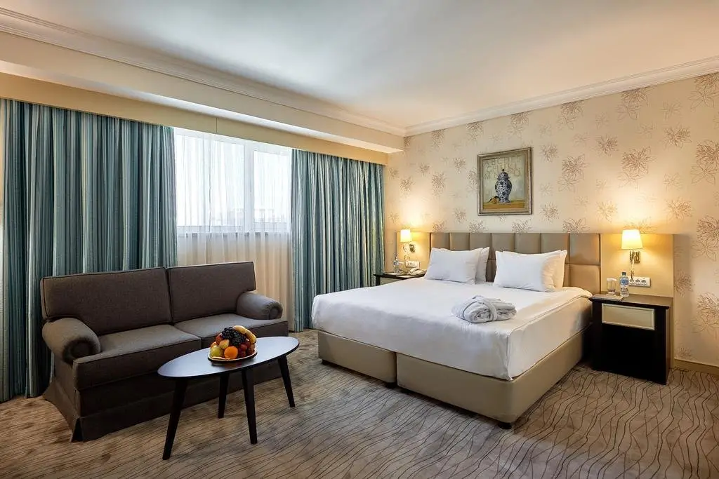 Ташкент: Отель Wyndham Tashkent