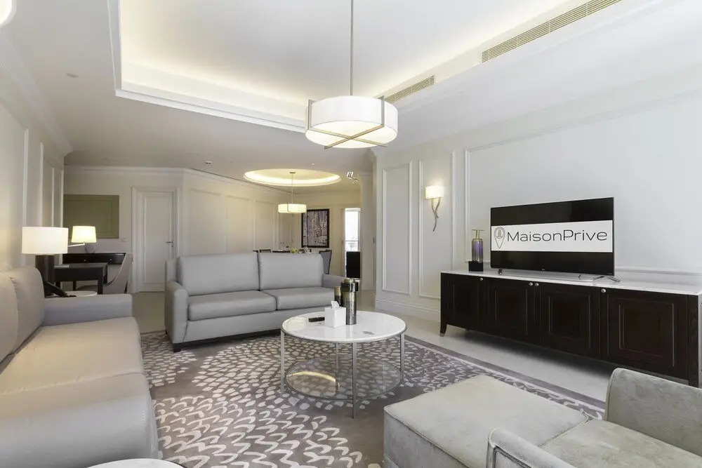 Дубай: Maison Privee - The Boulevard Downtown