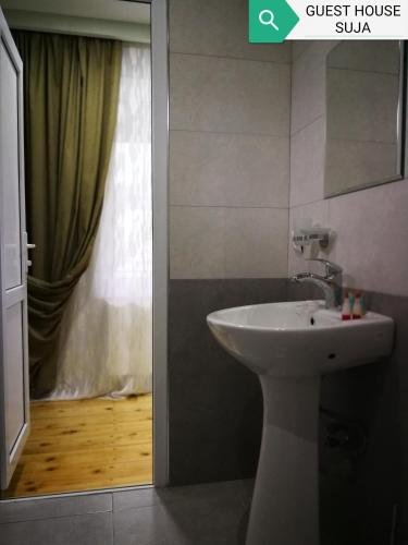 Степанцминда: Guesthouse Suja