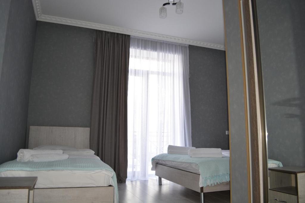 Степанцминда: Hotel Elegant