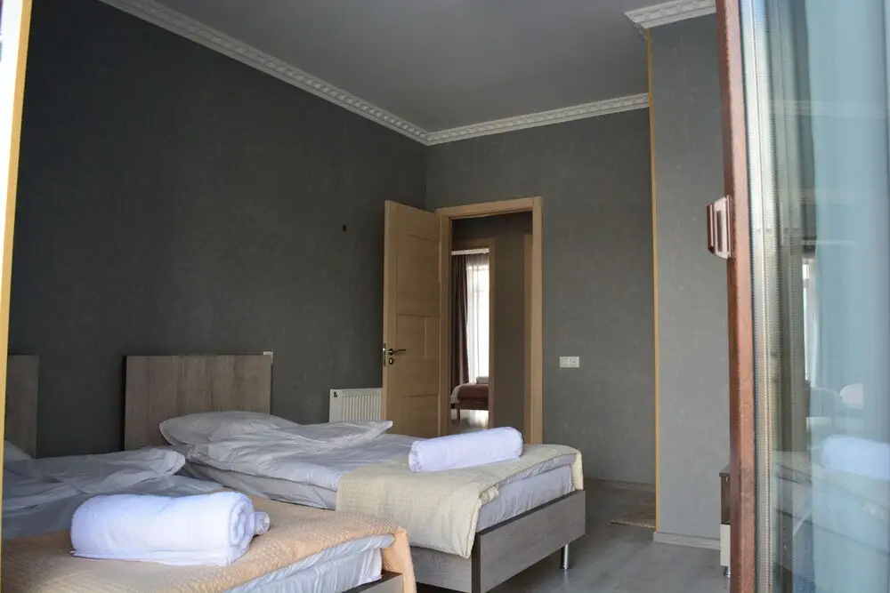 Степанцминда: Hotel Elegant