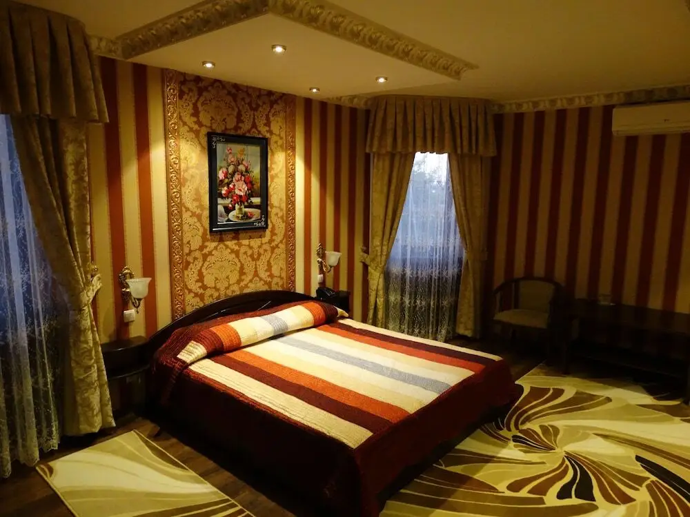 Ташкент: Papillon Hotel