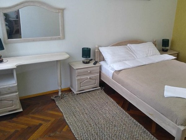 Дубовец: Belyj bereg