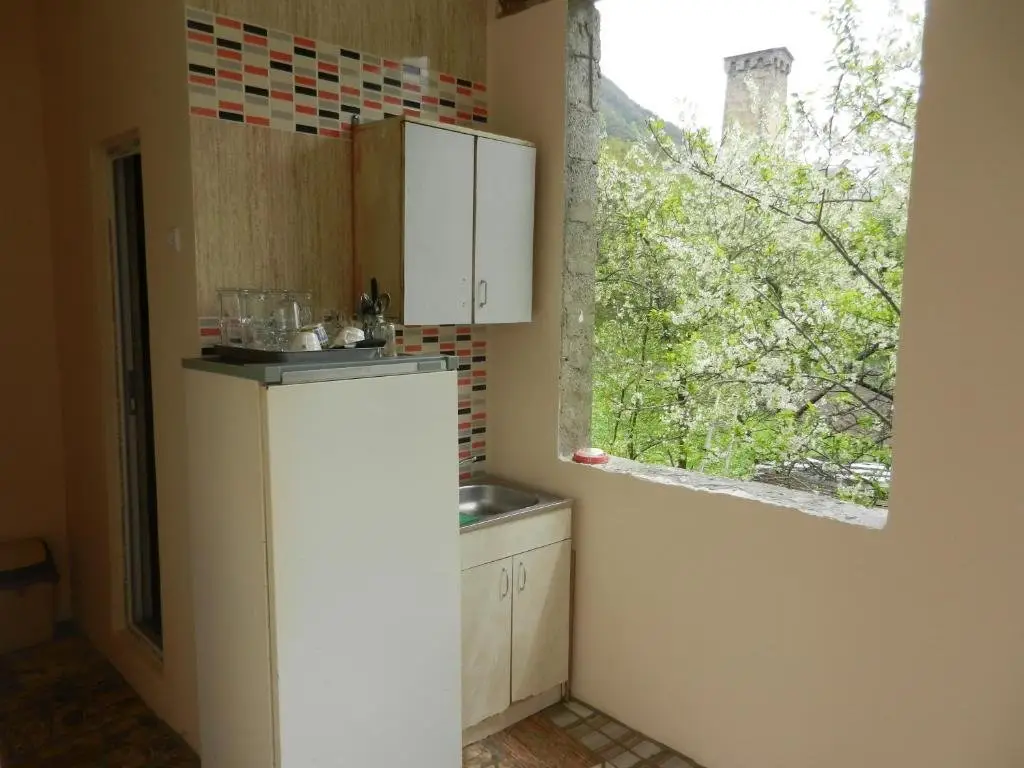 Местиа: Guest house Katia
