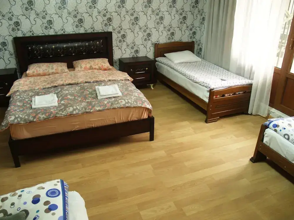 Местиа: Mestia Hotel Level