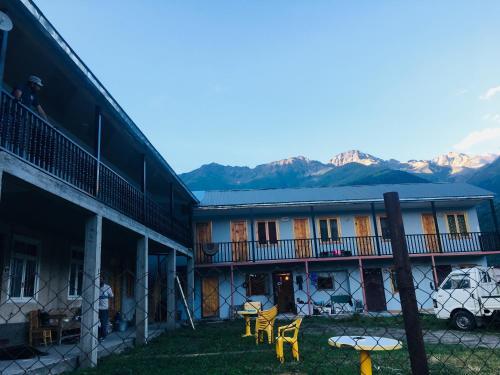 Местиа: Tonchi Guest house