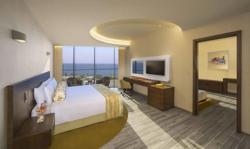 Дубай: The Retreat Palm Dubai MGallery by Sofitel