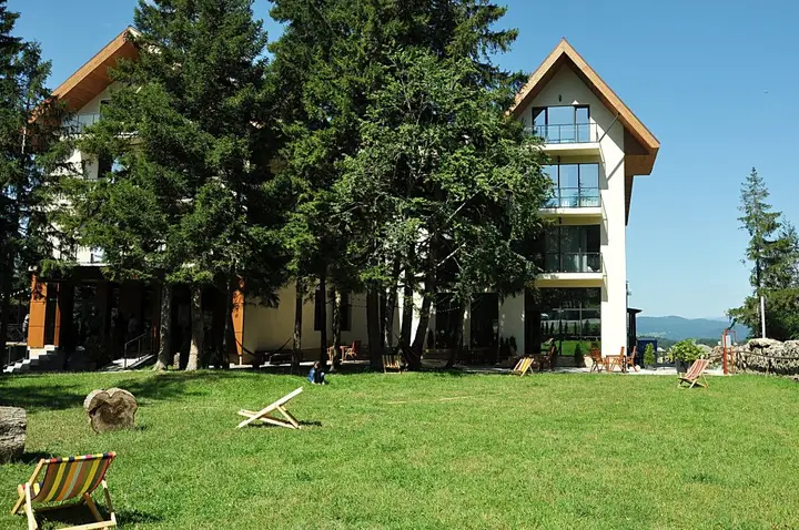 Бакуриани: Отель Auroom Resort