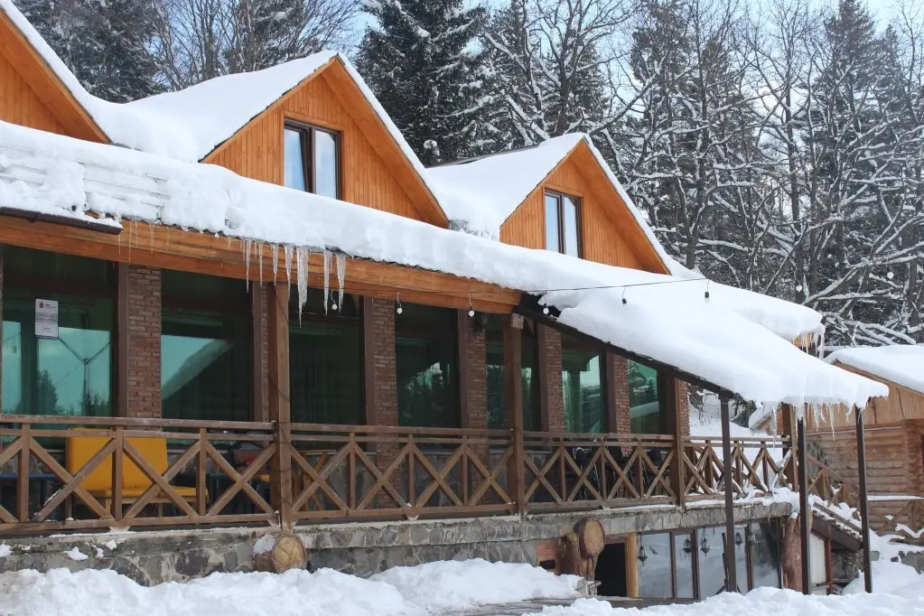 Бакуриани: Отель Eco House Bakuriani