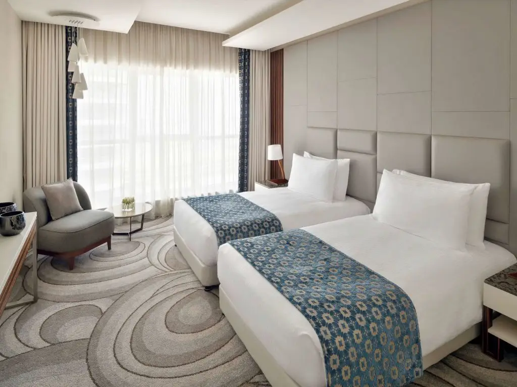 Дубай: Mövenpick Hotel Apartments Downtown Dubai