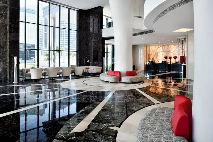 Дубай: Mövenpick Hotel Apartments Downtown Dubai