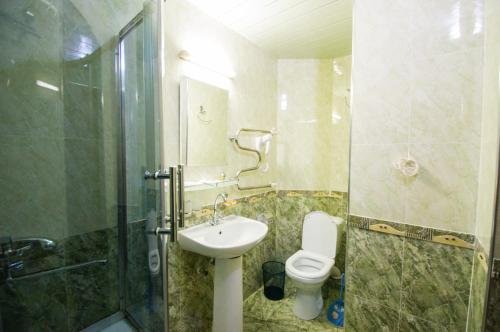Ташкент: Sayohat Sari Hotel
