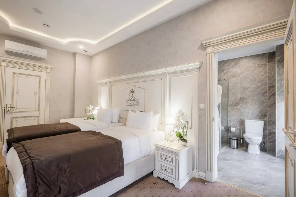 carousel image 4