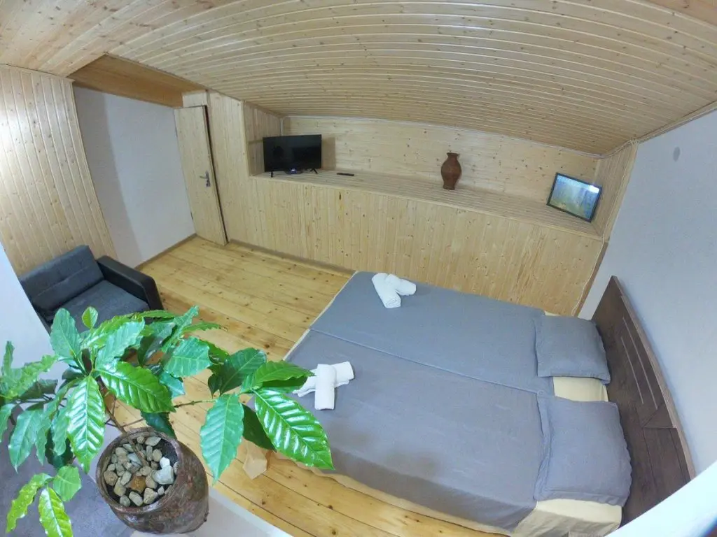 Тбилиси: Гостевой Дом Tour Inn Tbilisi