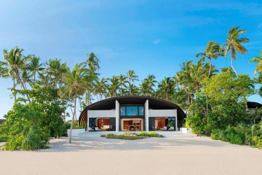 Атолл Баа: Курорт The Westin Maldives Miriandhoo 