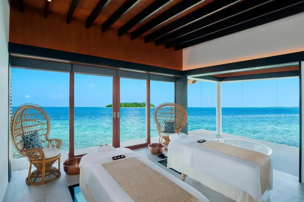 Атолл Баа: Курорт The Westin Maldives Miriandhoo 