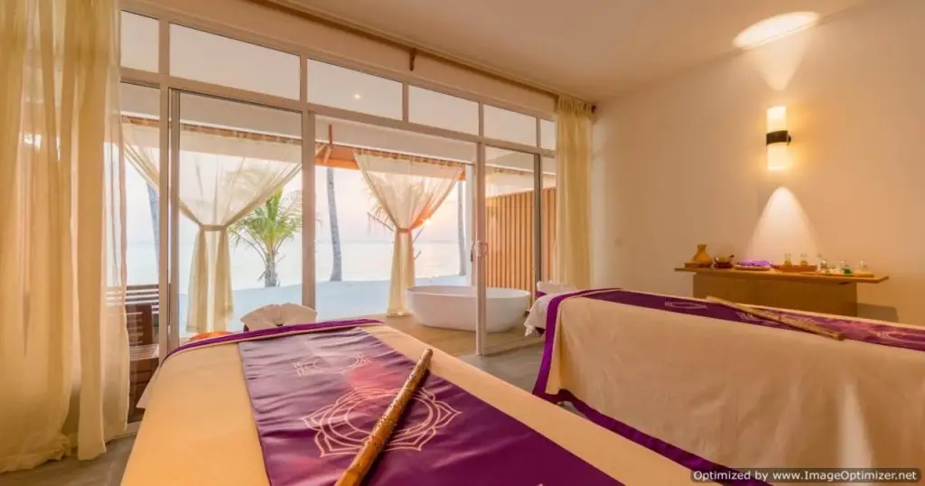 Атолл Лхавийани: Innahura Maldives Resort