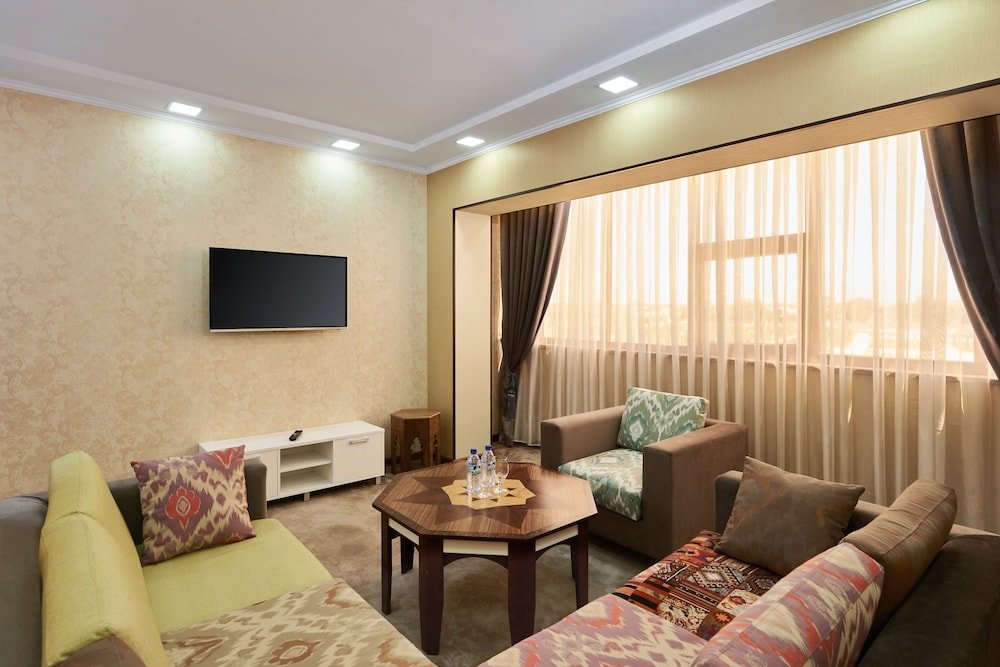 Джизак: Grand Hotel Uzbekistan